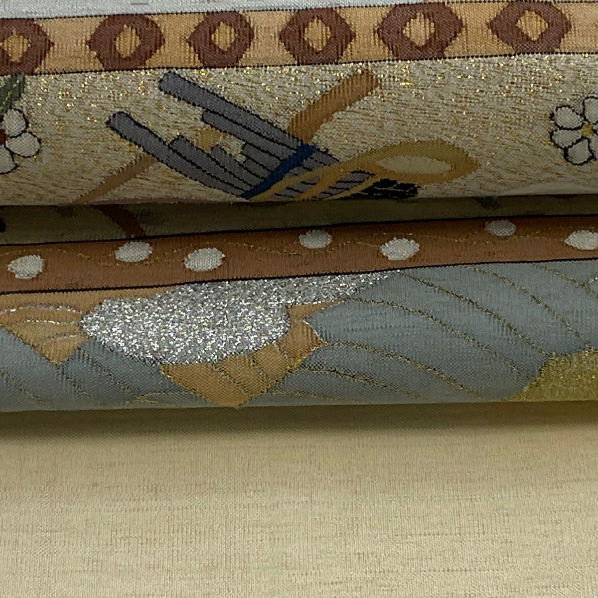 袋帶 逸品級 和樂器 花鳥 金絲 金金箔 米色 大鼓圖案 純蠶絲