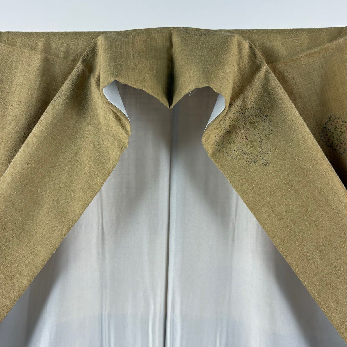 【美品】結城紬織 身長153cm 袖長60cm S 雙層 本場結城紬織 奥順 鈴乃屋 證書齊全 華紋 龜甲絣 山吹 純蠶絲 逸品級
