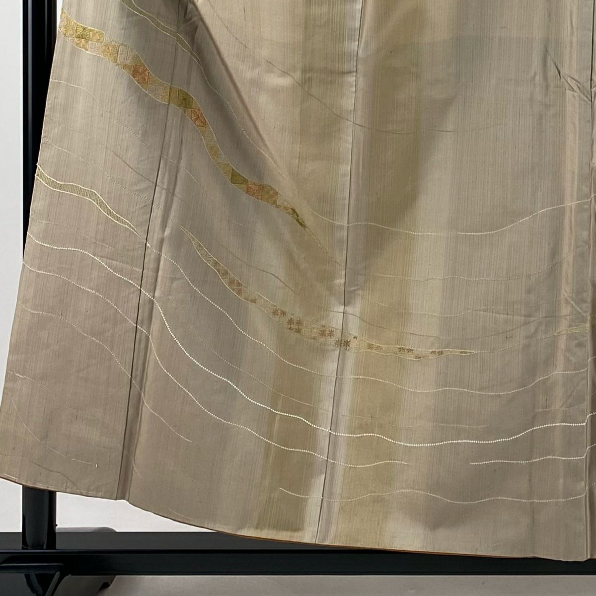 【庫存清倉】訪問服 身長155.5cm 袖長62.5cm S 雙層 紬織織 大和 有落款 幾何圖案 刺繡 淺茶 純蠶絲 名品級