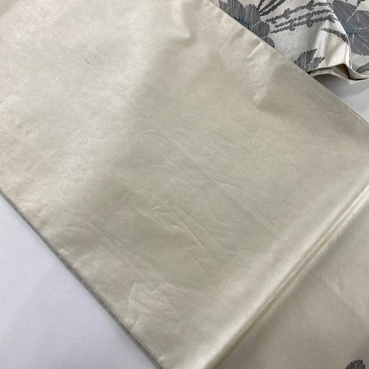袋帶 秀品級 草花紋紋 金金箔 奶油色 六通 純蠶絲