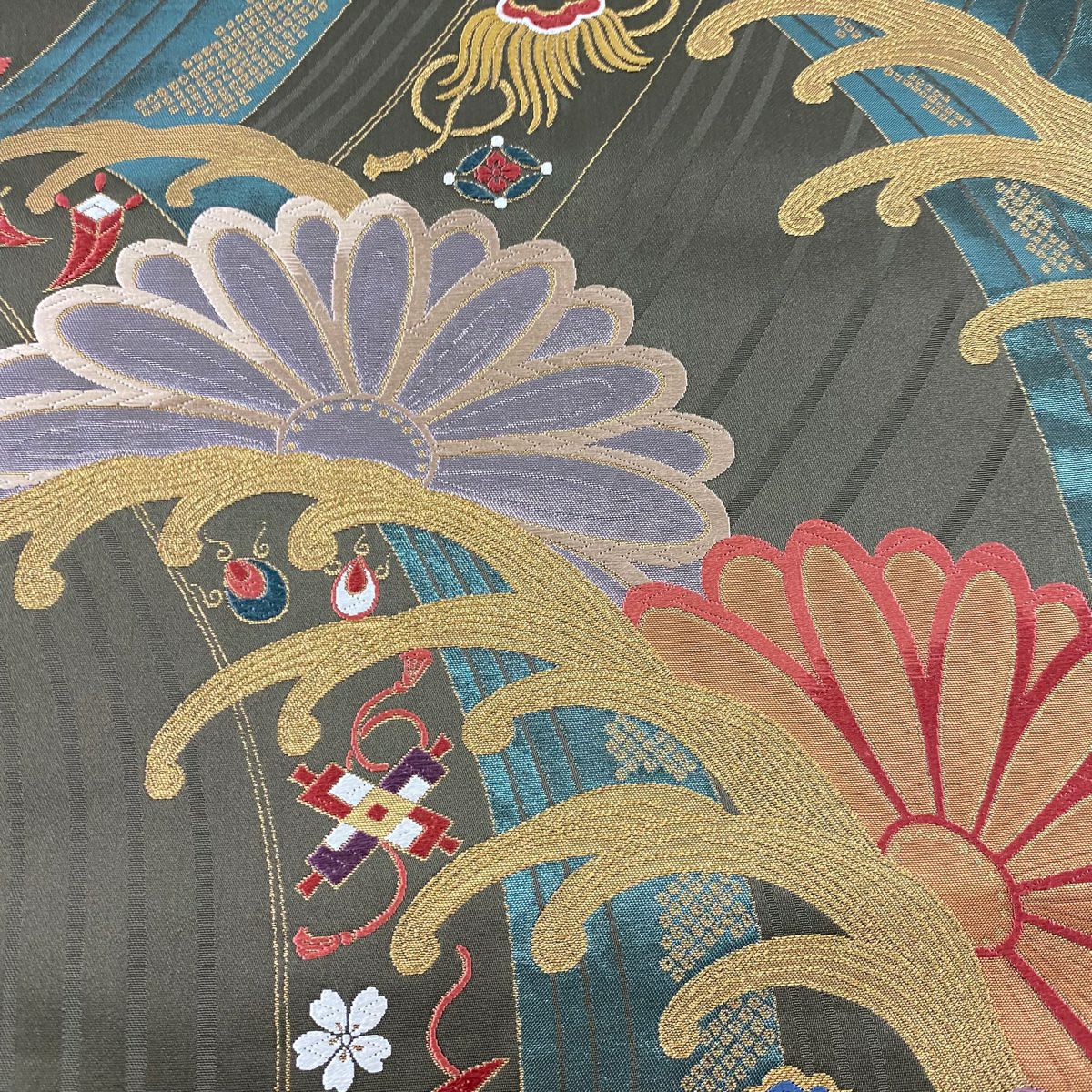 【美品】 袋帶 秀品級 寶盡くし 波頭 金絲 金金箔 茶 全通 純蠶絲