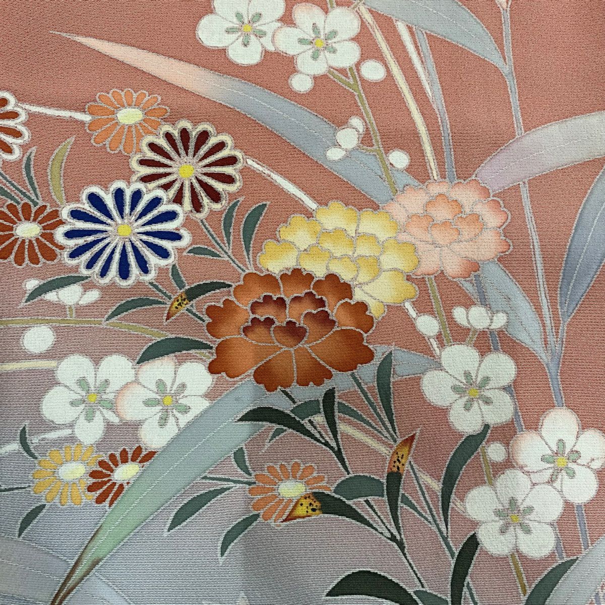 【美品】訪問服 身長168cm 袖長65cm M 雙層 落款あり 鴛鴦 草花紋紋 金銀彩 漸層 粉米色 純蠶絲 秀品級