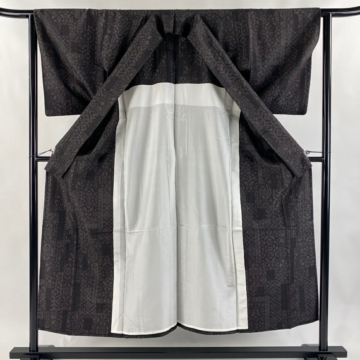 【美品】結城紬織 身長150.5cm 袖長62.5cm S 單層 手織娘 奥順 鈴乃屋 證書あり 龜甲 華紋 焦茶 純蠶絲 逸品級