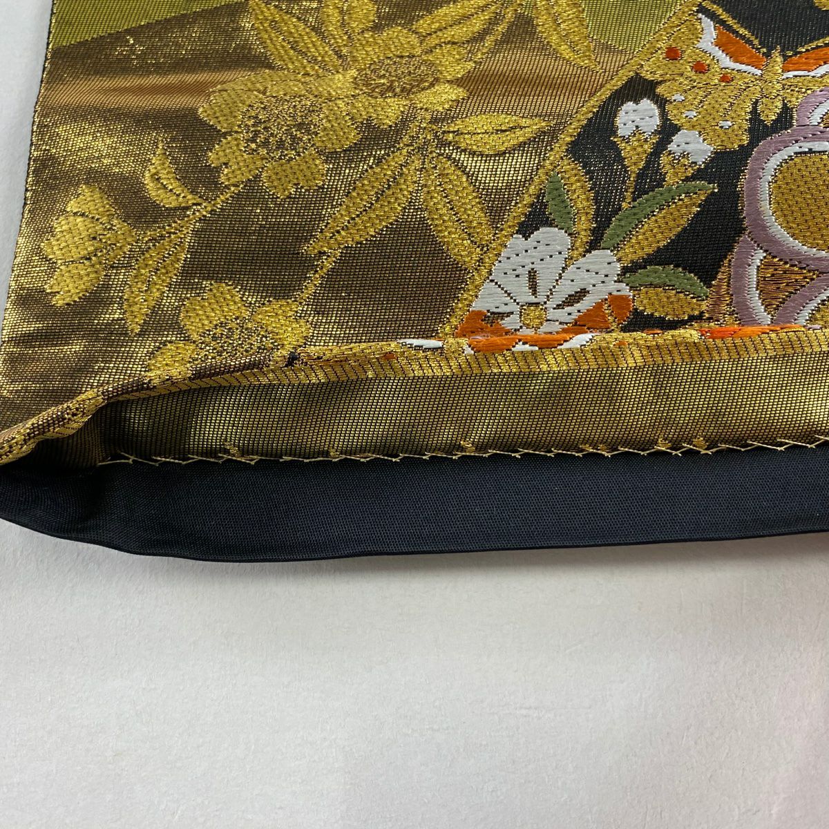 袋帶 秀品級 落款あり 松樹竹子梅花 蝶 金銀彩 金金箔 金色 六通 純蠶絲