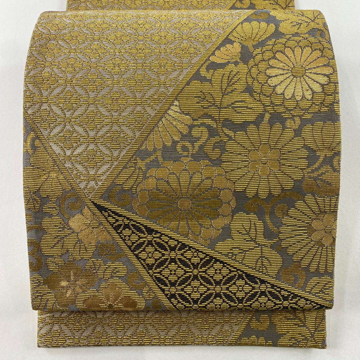 【庫存清倉】 【美品】 袋帶 名品級 菊花唐草紋 七寶 金絲 金金箔 灰色 六通 純蠶絲