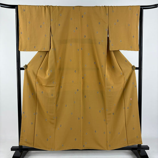 【美品】 小紋 身長158cm 袖長64.5cm M 雙層 落款あり 菱花 山吹茶 純蠶絲 秀品級