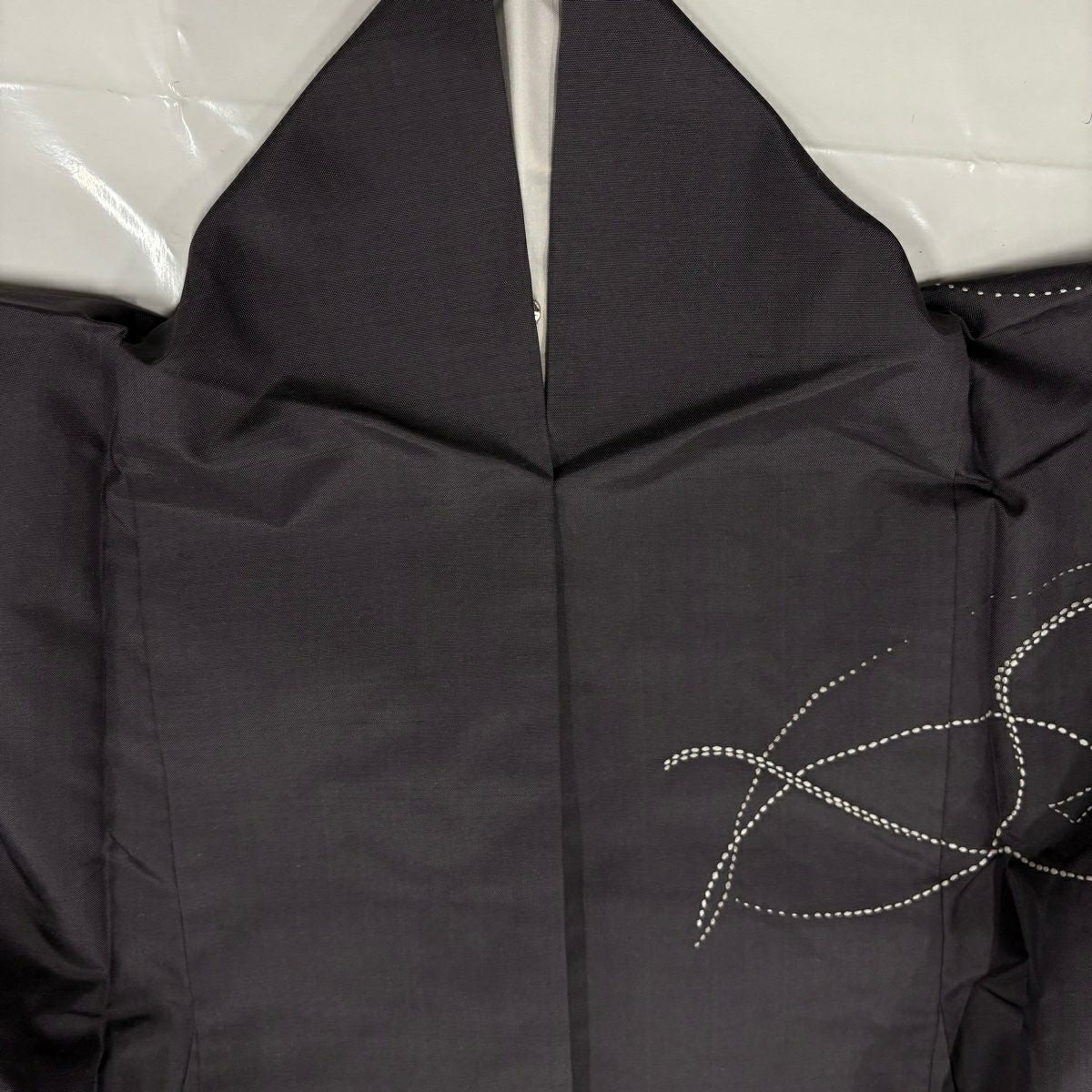 【美品】訪問服 身長160cm 袖長61cm S 雙層 紬織織 落款あり 紐 刺繡 灰紫 純蠶絲 名品級