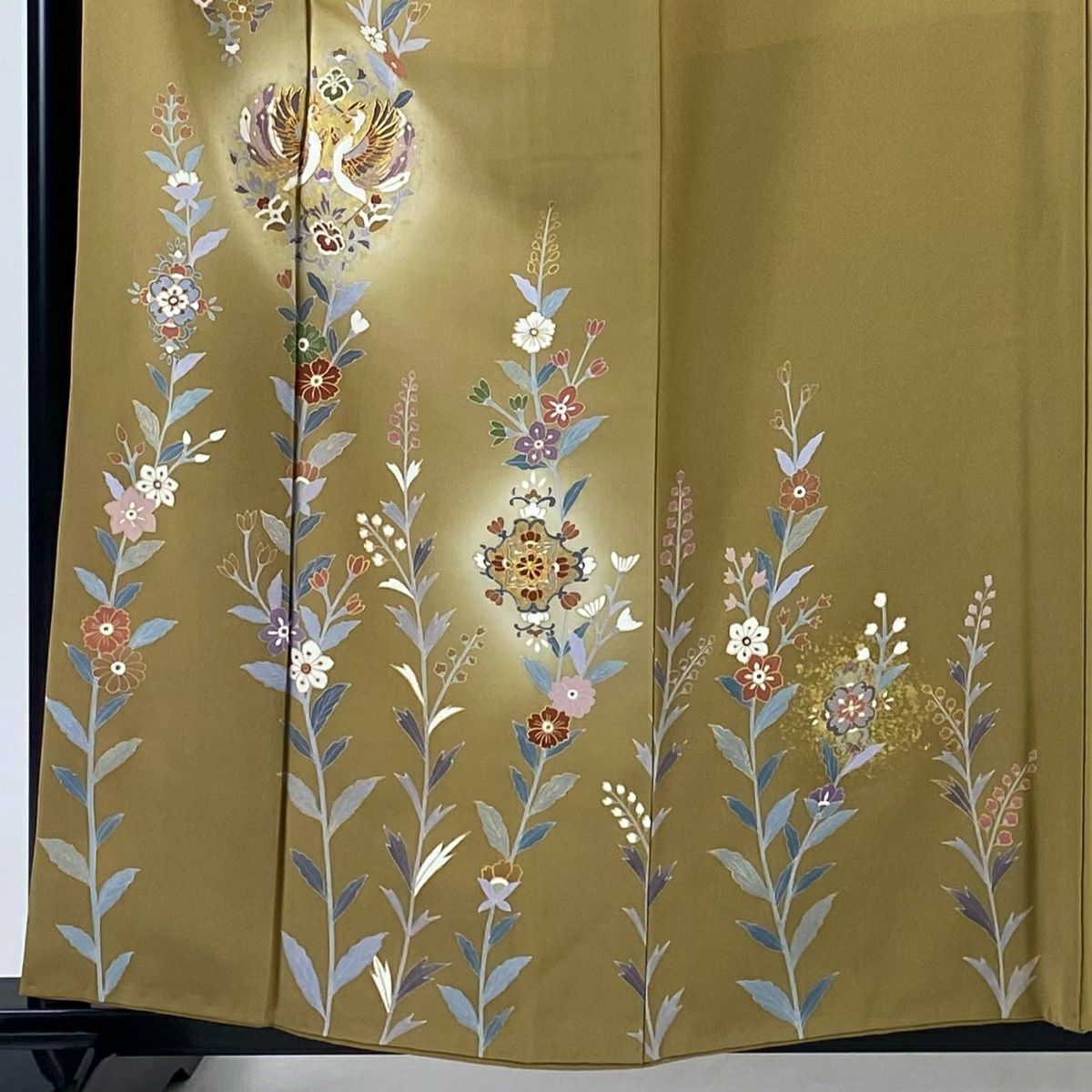 訪問服 身長159cm 袖長63cm S 雙層 落款あり 向鳥 草花紋 金絲 金銀彩 山吹茶 純蠶絲 名品級