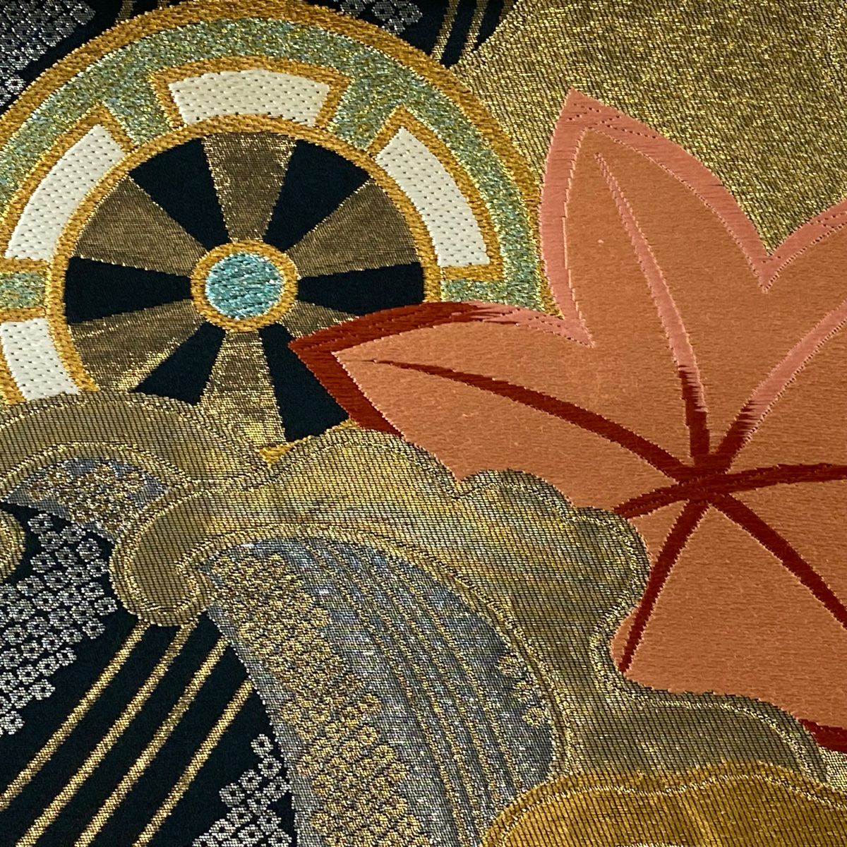【美品】 袋帶 秀品級 梅花 波頭 唐織 金金箔 銀 全通 純蠶絲