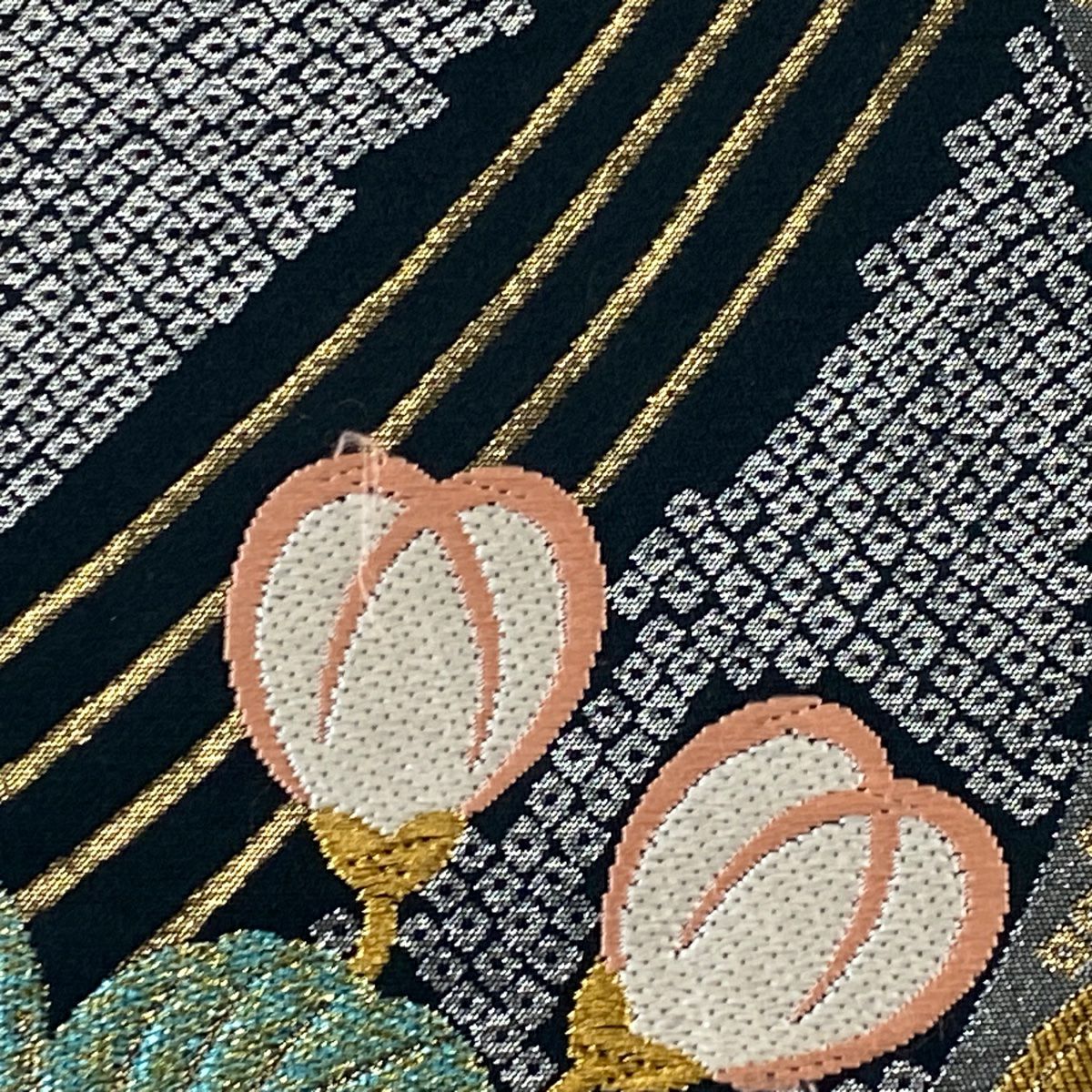 【美品】 袋帶 秀品級 梅花 波頭 唐織 金金箔 銀 全通 純蠶絲