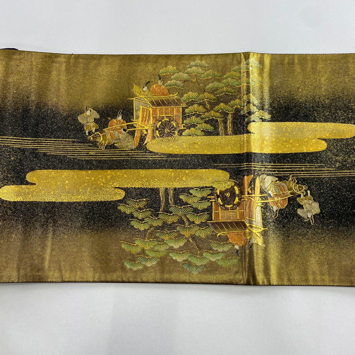 【美品】 袋帶 秀品級 御所車 人物 金銀彩 黑 お太鼓圖案 純蠶絲