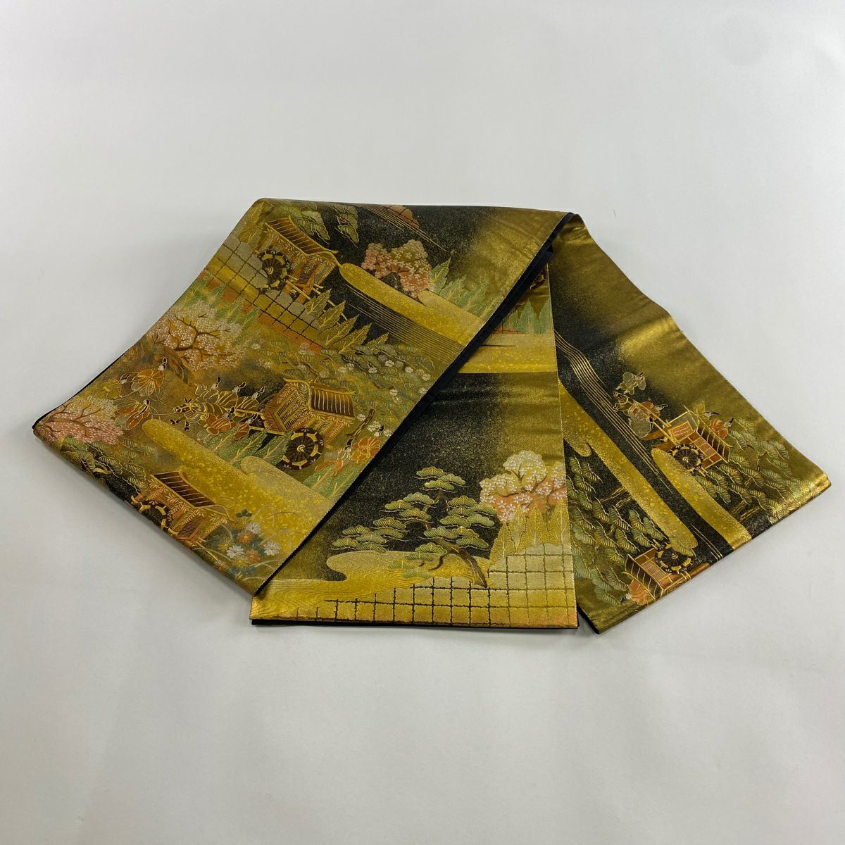 【美品】 袋帶 秀品級 御所車 人物 金銀彩 黑 お太鼓圖案 純蠶絲