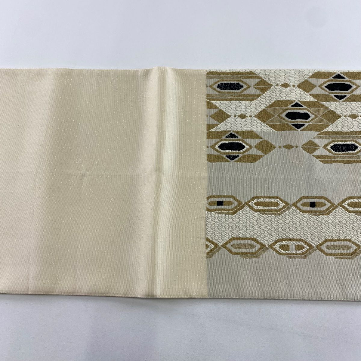 【庫存清倉】 【美品】 袋帶 名品級 龜甲 幾何圖案 奶油色 六通 純蠶絲