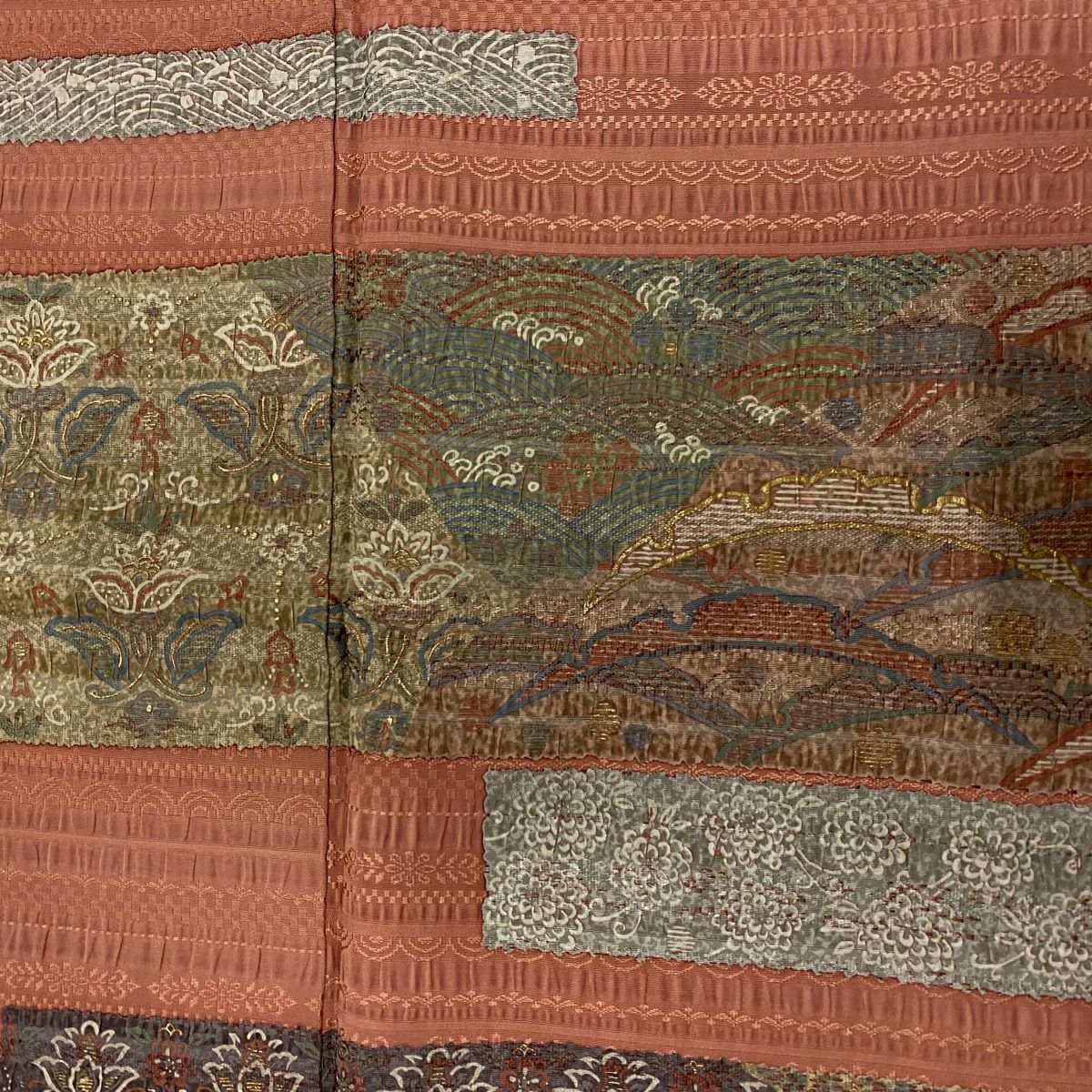 【美品】訪問服 身長162cm 袖長63.5cm S 雙層 草花紋紋 雪芝 金彩裝飾 粉米色 純蠶絲 秀品級