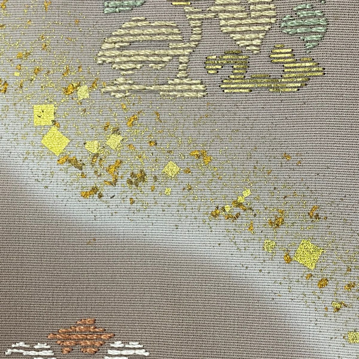 付下 身長160cm 袖長66cm M 雙層 花兔 草花紋紋 刺繡 金彩裝飾 粉米色 純蠶絲 優品級