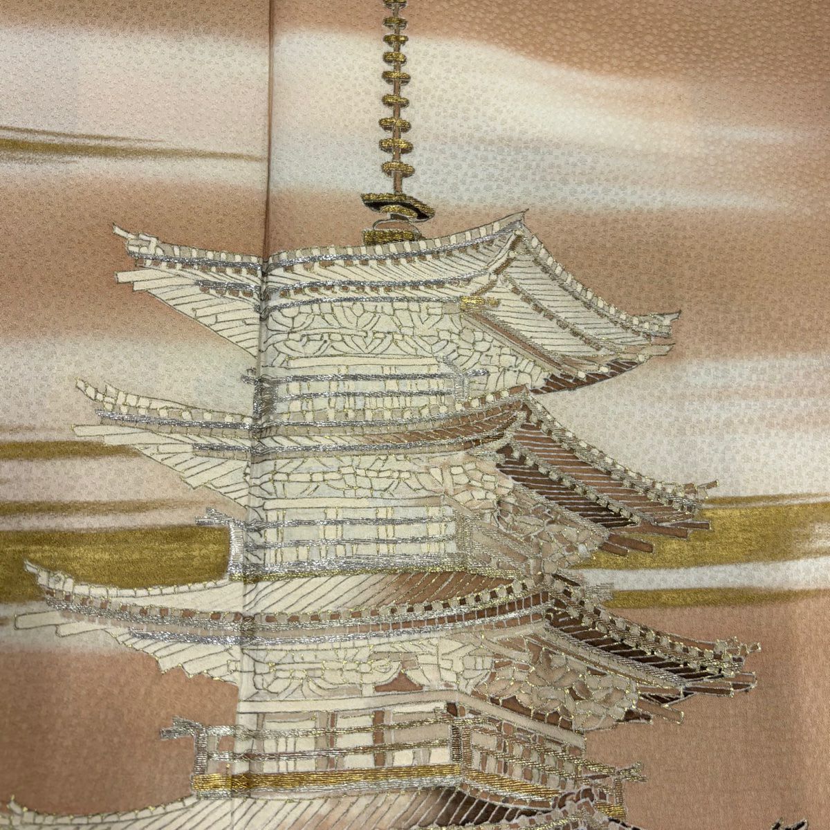 留袖禮服禮服 身長157cm 袖長61cm S 雙層 五十的塔 霞 金銀絲 金彩裝飾 淺茶 純蠶絲 秀品級 一個紋