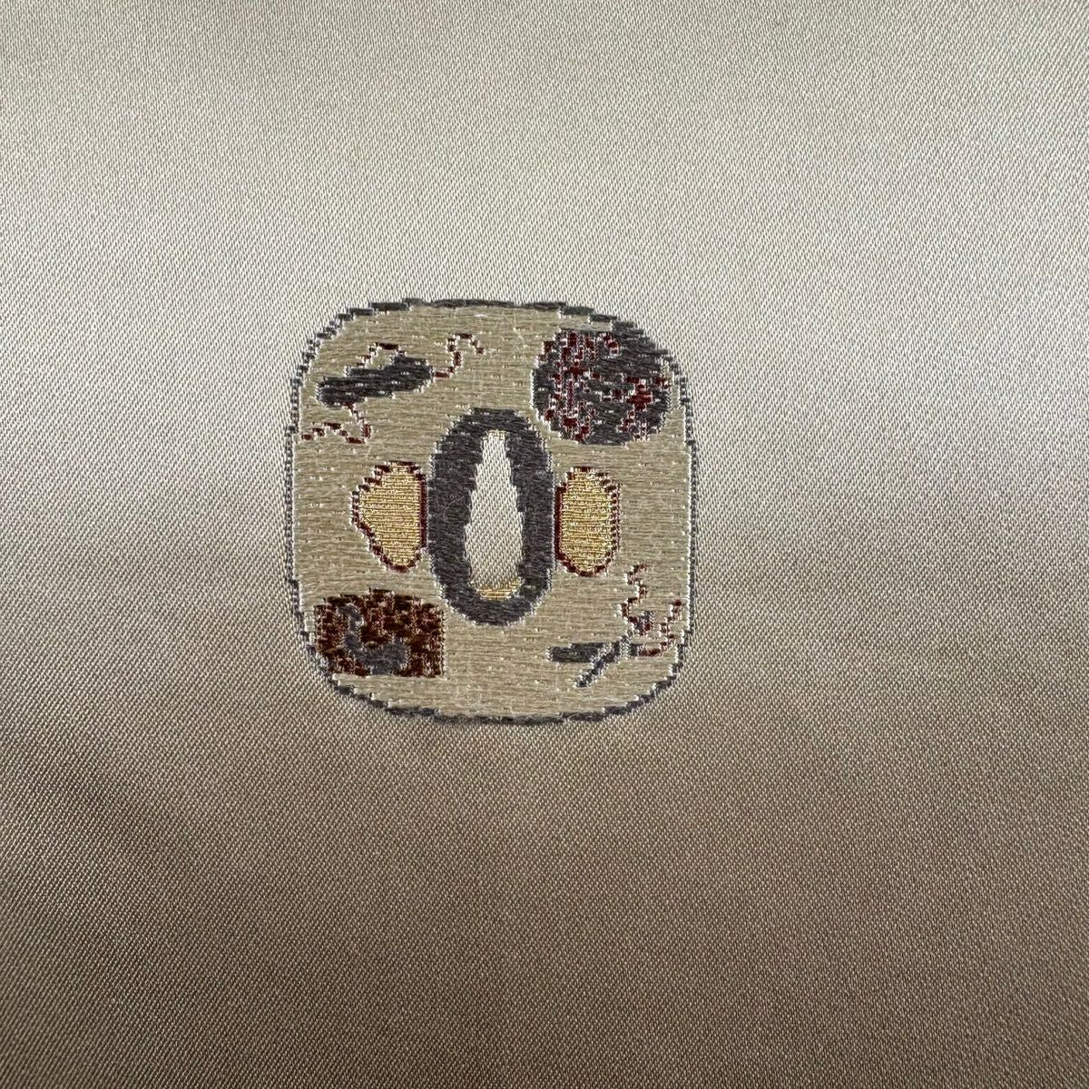 【美品】 袋帶 秀品級 關西仕立 雜幾何圖案 刺繡 金線 淺茶 六通 純蠶絲