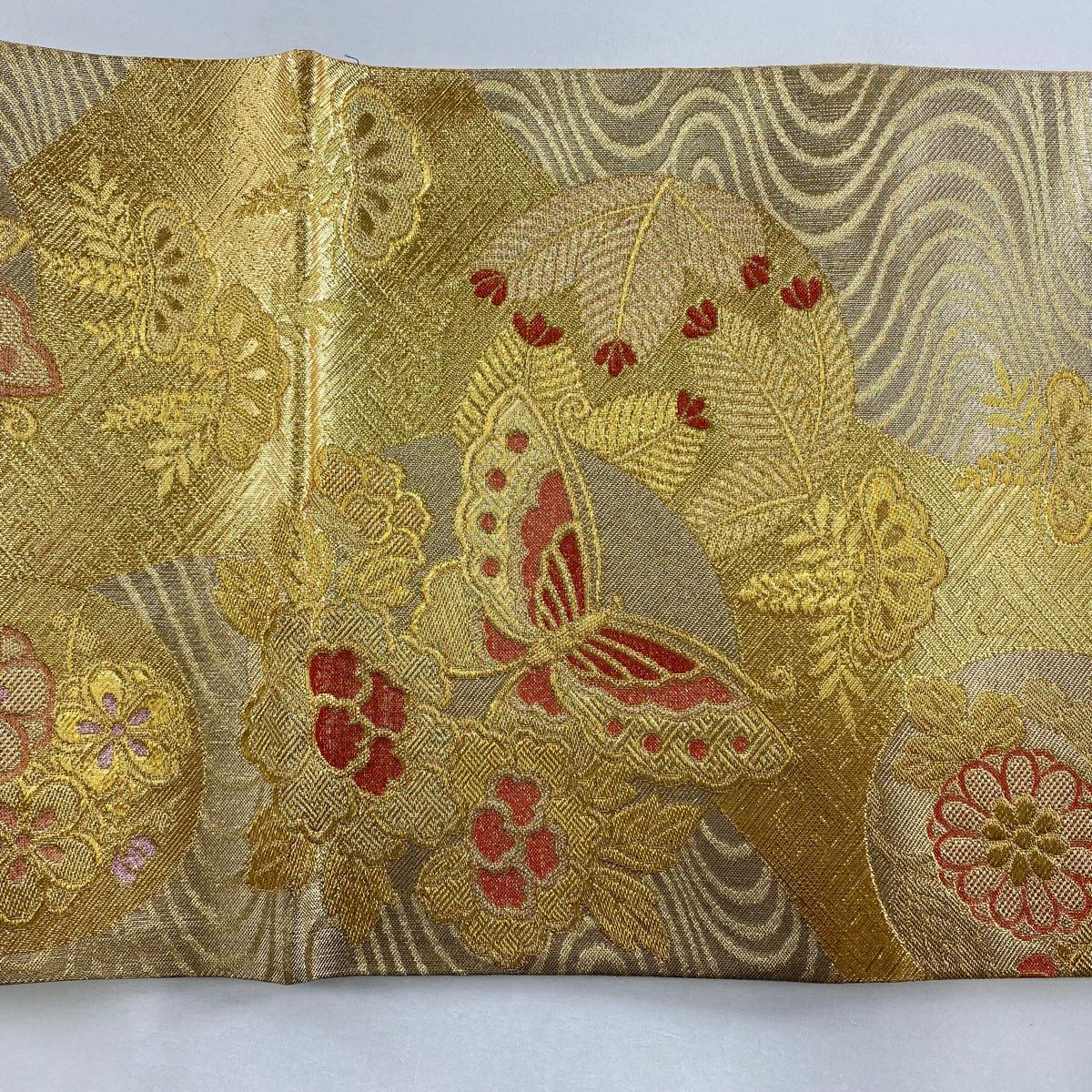 【美品】 袋帶 秀品級 草花紋紋 蝶 金絲 金金箔 金色 六通 純蠶絲