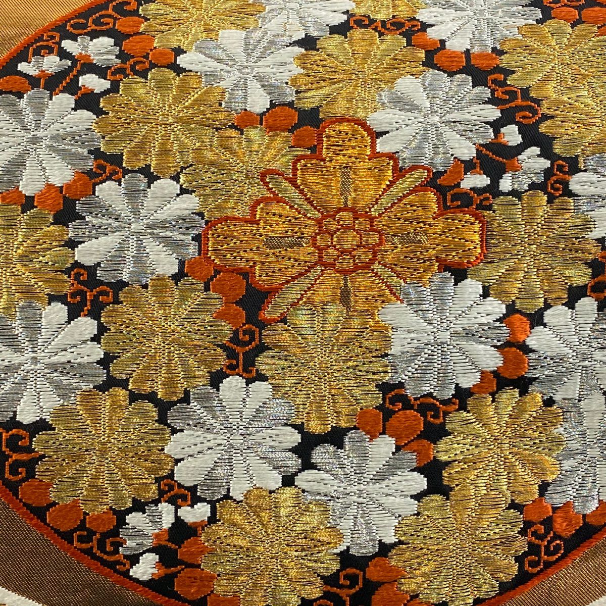 【美品】 袋帶 逸品級 河合美術織物 落款あり 龜甲 草花紋 唐織 金銀彩 金色 六通 純蠶絲