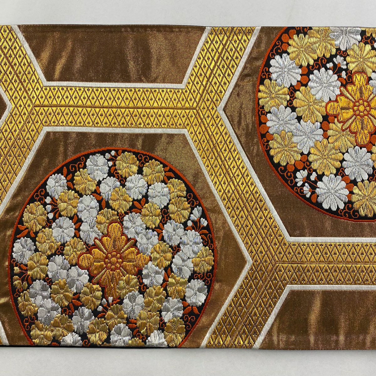 【美品】 袋帶 逸品級 河合美術織物 落款あり 龜甲 草花紋 唐織 金銀彩 金色 六通 純蠶絲