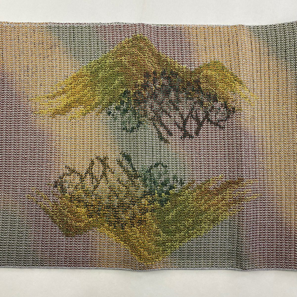 【庫存清倉】 【美品】 袋帶 名品級 山並風景 金金箔 灰紫 お太鼓圖案 純蠶絲