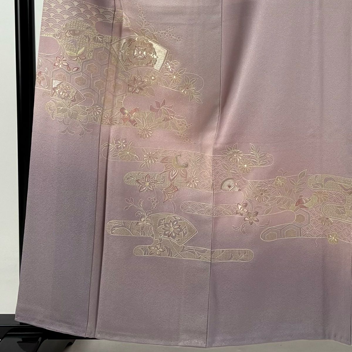 【庫存清倉】 付下 身長159.5cm 袖長63cm S 雙層 扇子面 草花紋刺繡 漸層 淡紫 純蠶絲 名品級