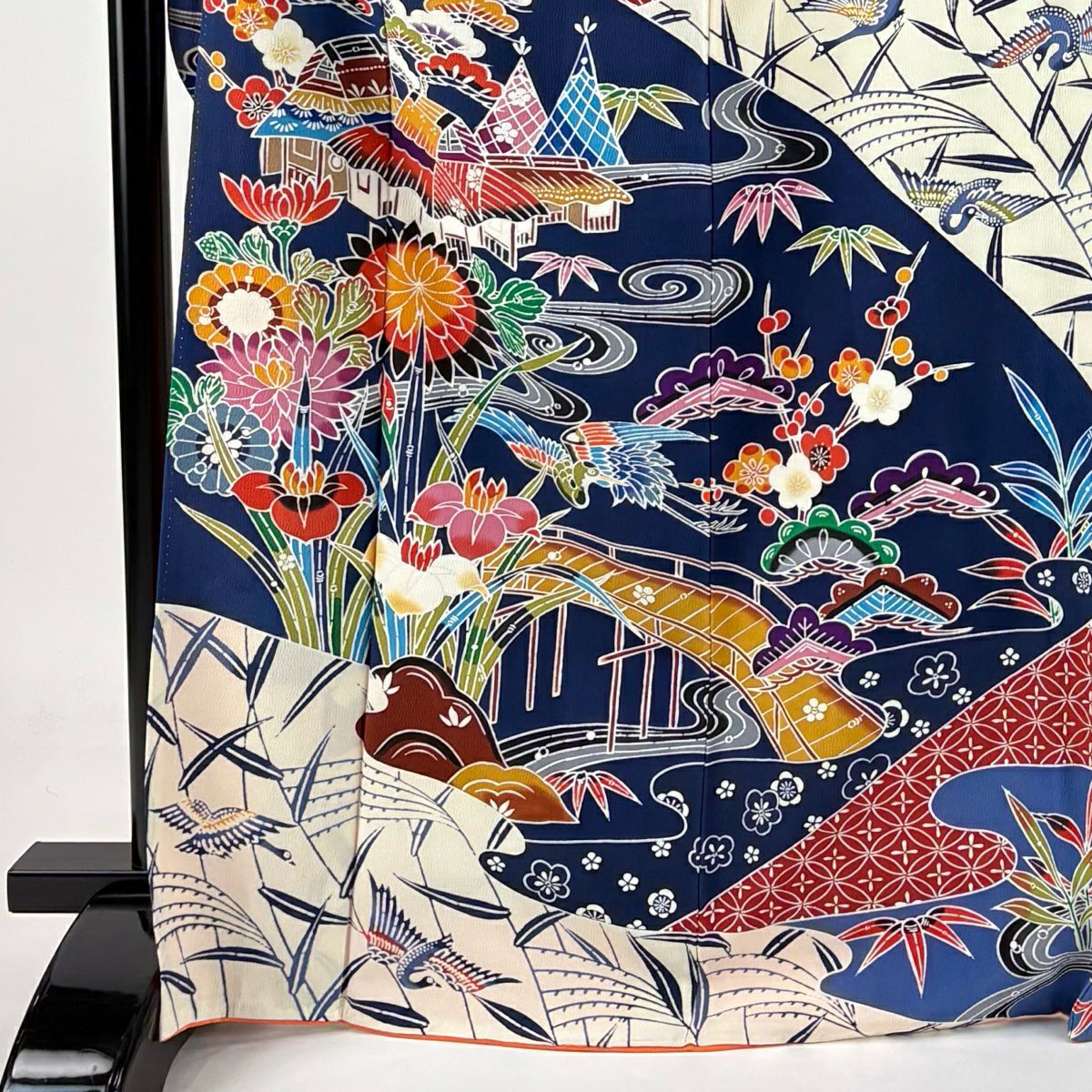 【庫存清倉】振袖禮服 身長168cm 袖長64cm M 雙層 家屋 松樹竹子梅花 染分 絞織 奶油色 純蠶絲 名品級