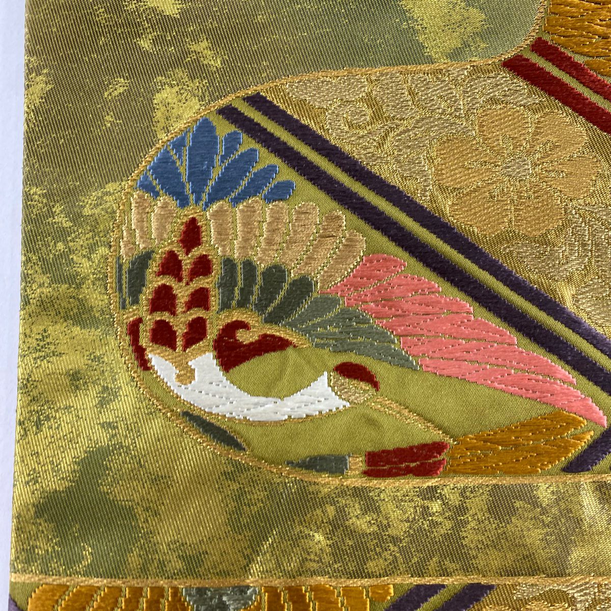 【美品】 袋帶 秀品級 關西仕立 雲霞取割付文 金絲 唐織 鶯色 六通 純蠶絲