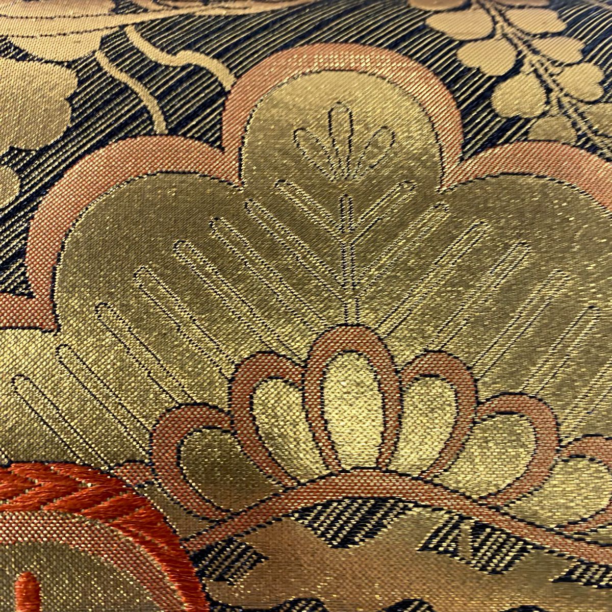【美品】 袋帶 秀品級 笠松樹 藤 金金箔 黑 六通 純蠶絲
