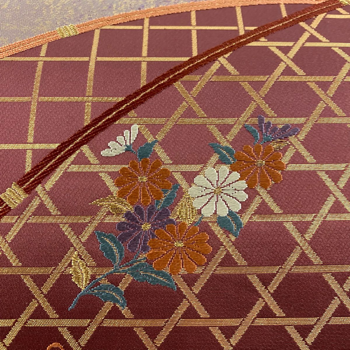 【美品】 袋帶 秀品級 蝴蝶 籠目 刺繡 金金箔 深紅色 六通 純蠶絲