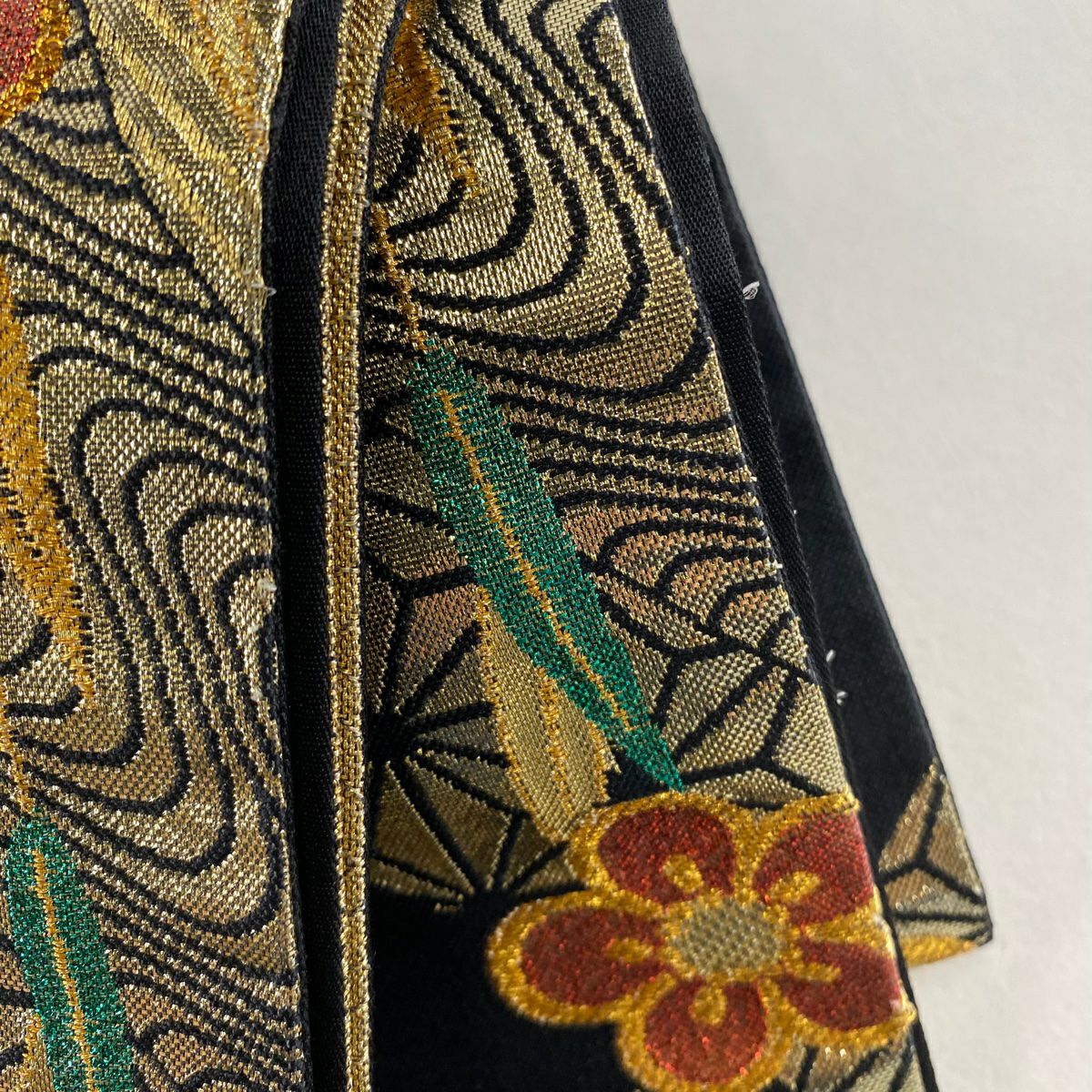 【美品】 袋帶 秀品級 梅花 麻葉 金金箔 金絲 黑 六通 純蠶絲