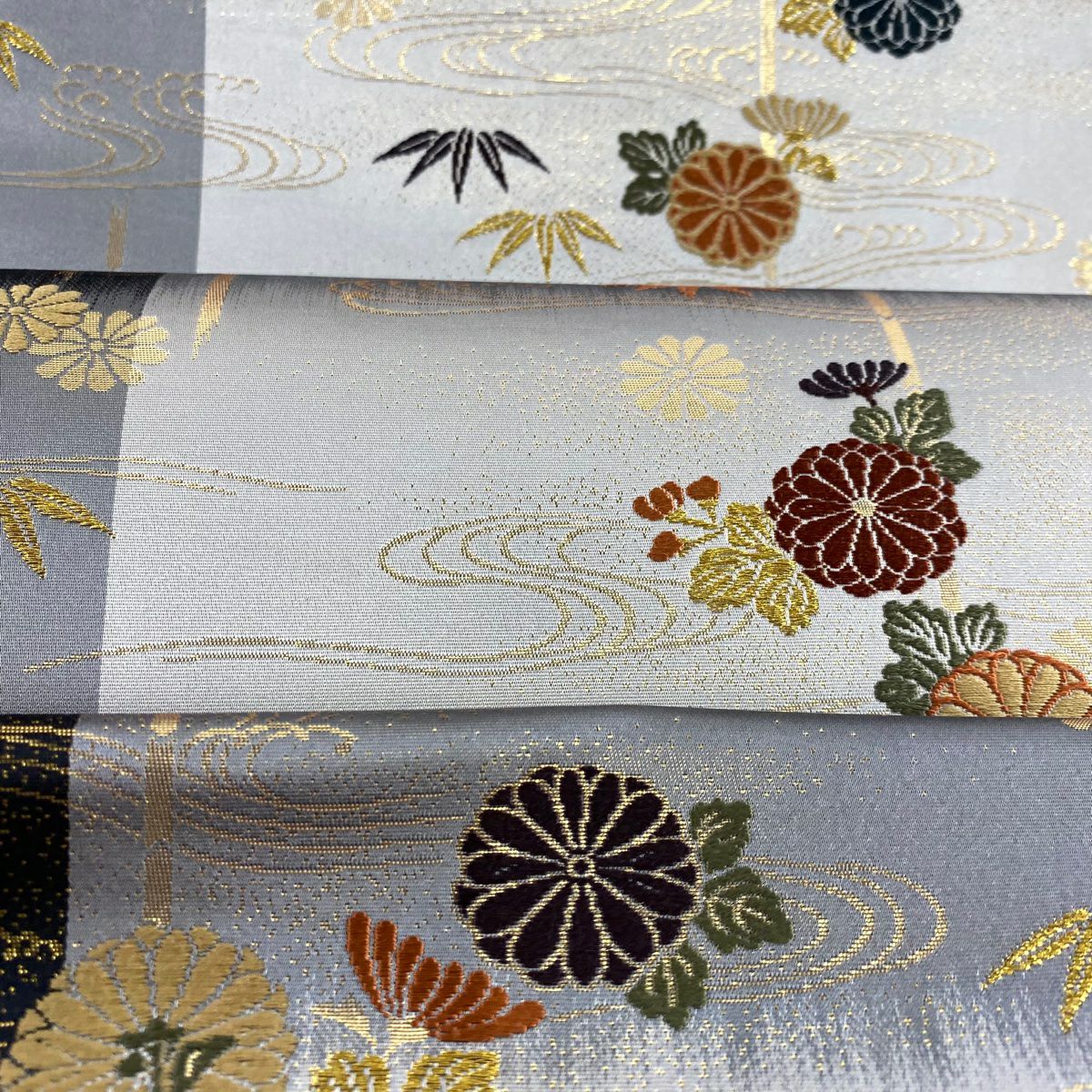 【美品】 袋帶 秀品級 菊花 流水 金絲 金金箔 灰色 六通 純蠶絲