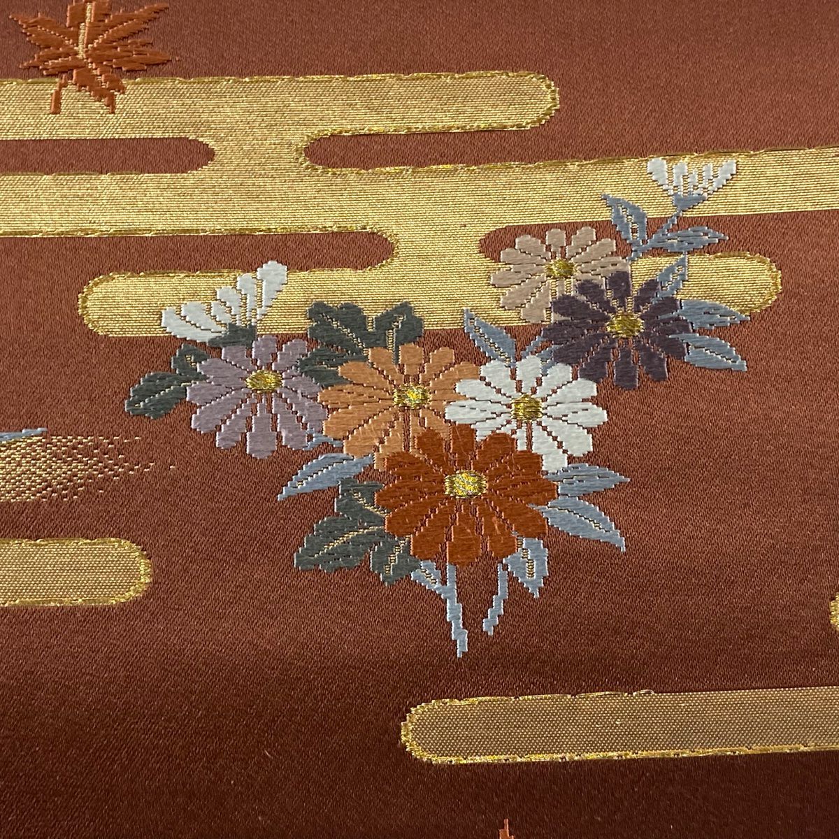 【美品】 袋帶 秀品級 關西仕立 雲霞 草花紋紋 金金箔 金絲 紅茶 六通 純蠶絲