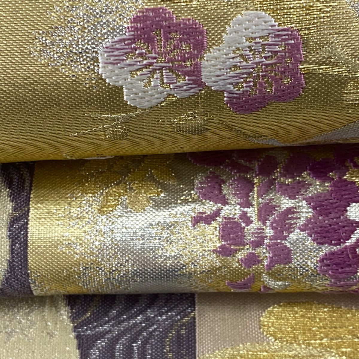 【美品】 袋帶 逸品級 證書齊全 草花紋紋 仙鶴 金銀彩 金金箔 米色 六通 純蠶絲