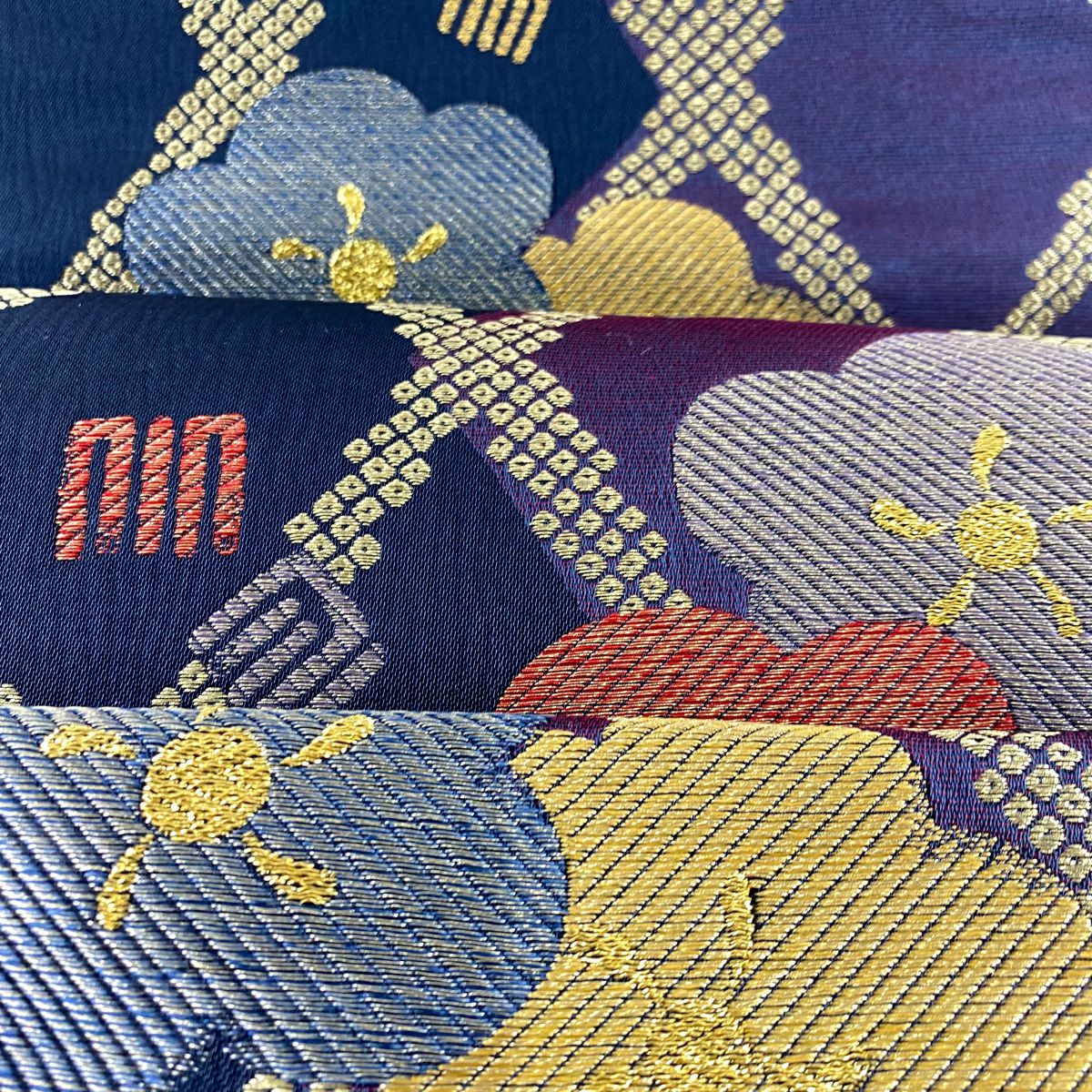 【美品】 袋帶 秀品級 梅花 源氏香 金絲 金金箔 紫 六通 純蠶絲