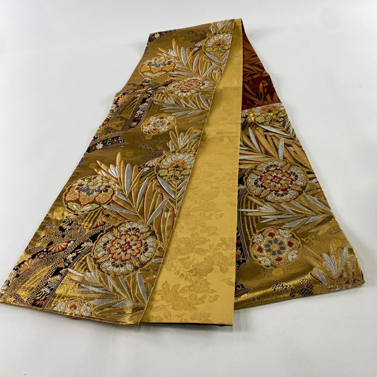 【美品】 袋帶 秀品級 華紋 波頭 金金箔 金銀彩 金色 六通 純蠶絲