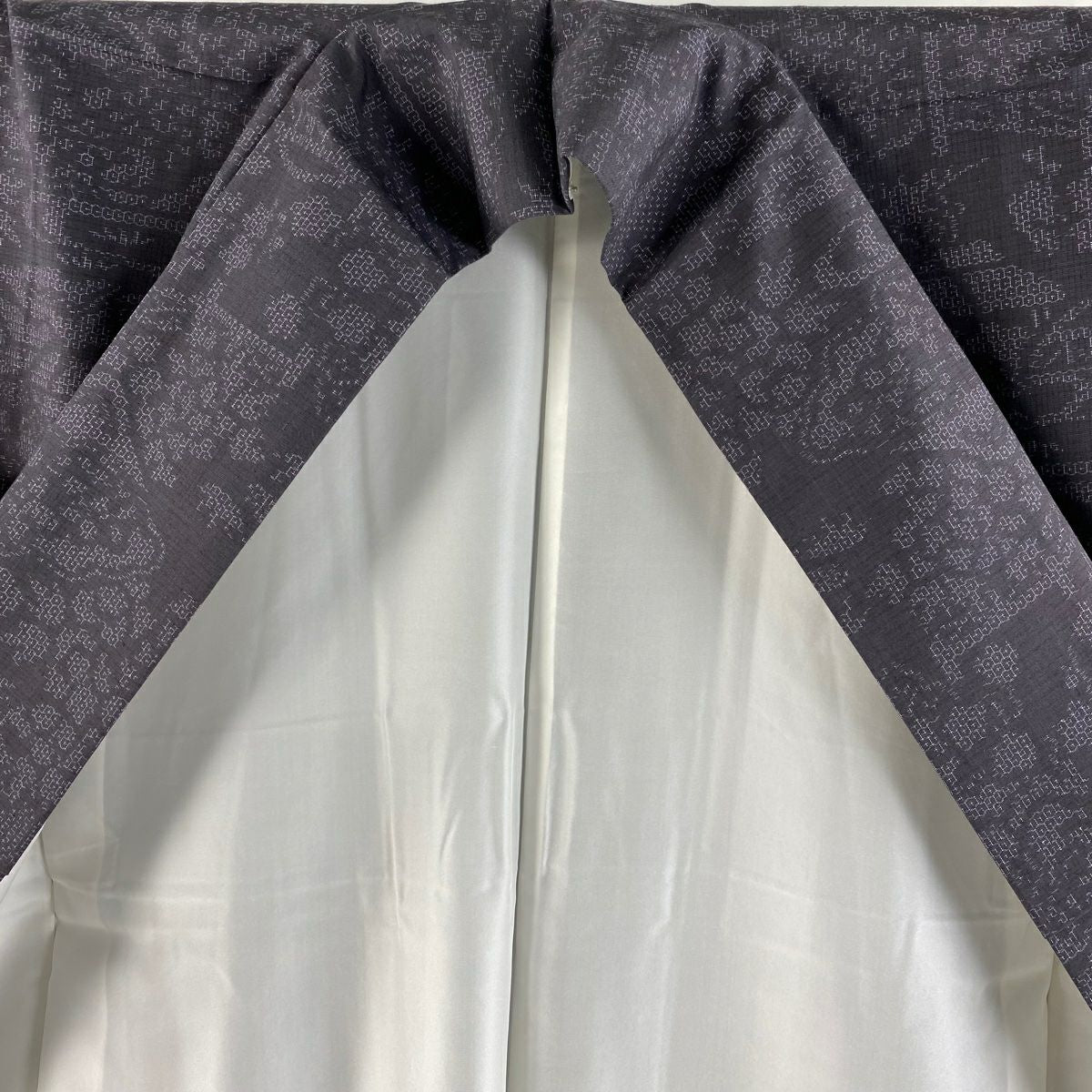【美品】結城紬織 身長164.5cm 袖長63.5cm S 雙層 はたおり娘 奥順 證書あり 風景 草花紋 紫 純蠶絲 逸品級