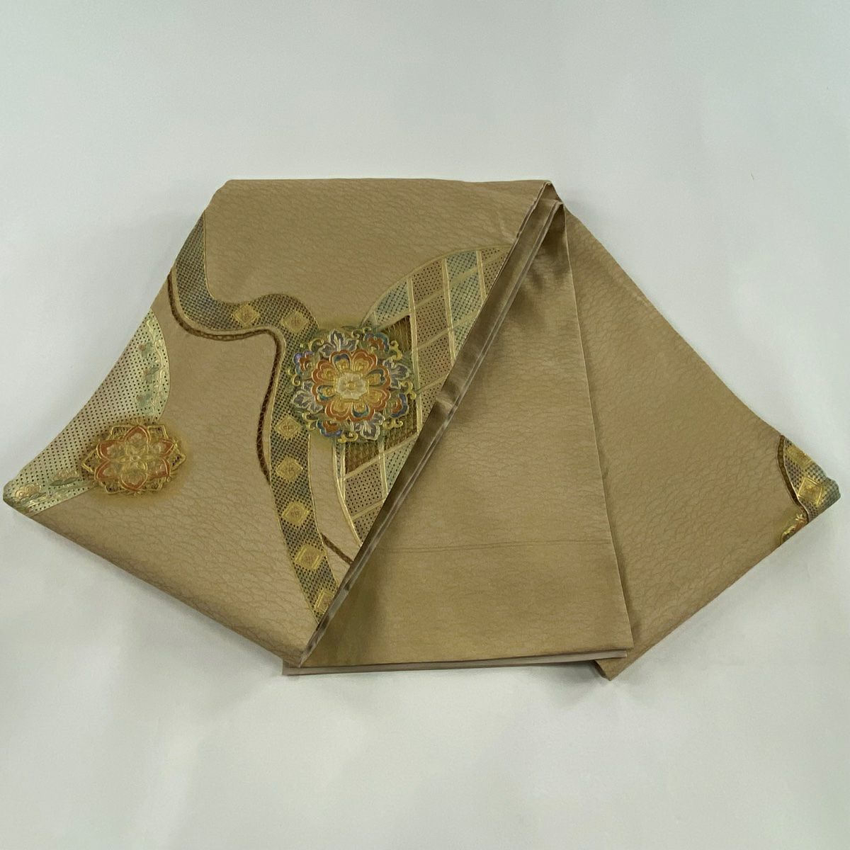 【庫存清倉】 【美品】 袋帶 名品級 華紋 露芝 螺鈿 金銀彩 淺茶 純蠶絲 お太鼓柄