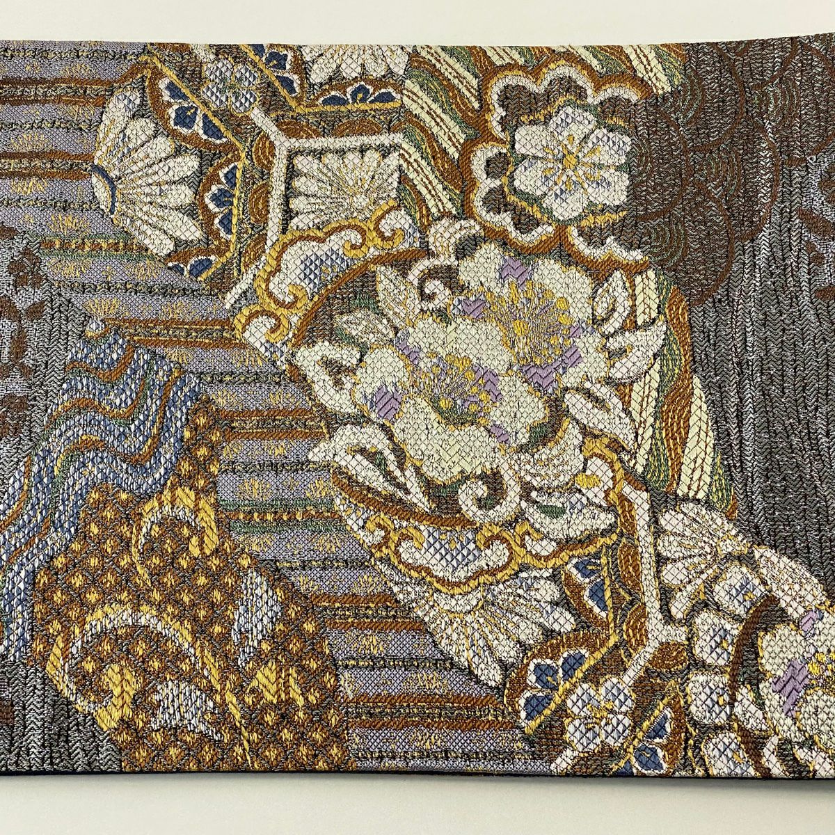 【美品】 袋帶 逸品級 證書齊全 花唐草紋 有職紋樣 金金箔 拉麵絲 青灰 六通 純蠶絲