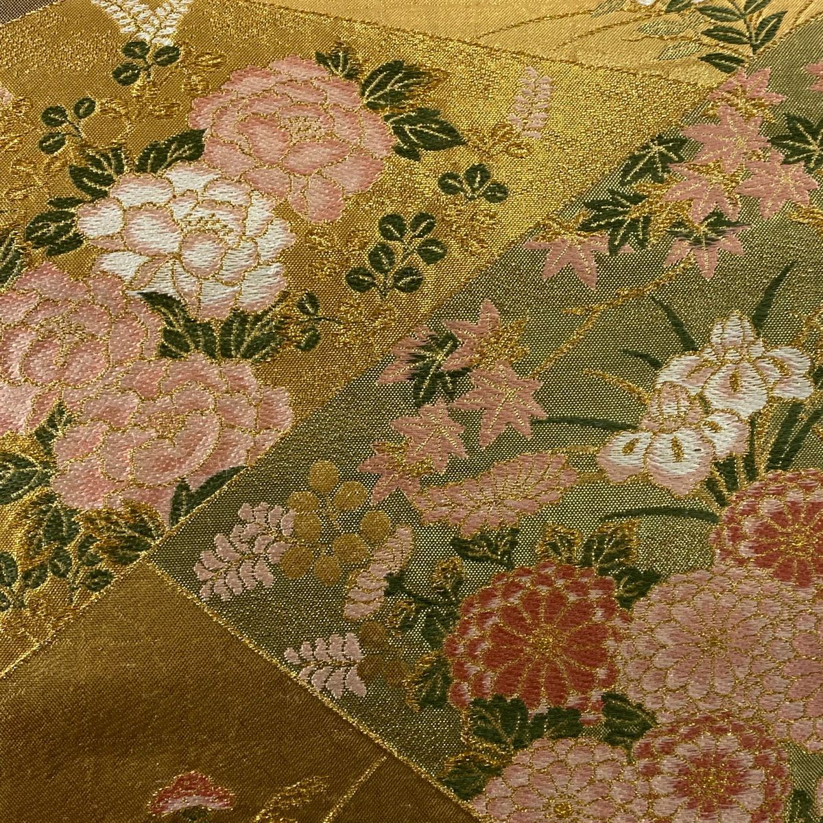 【美品】 袋帶 秀品級 草花紋紋 枝梅花 金絲 金金箔 金色 六通 純蠶絲
