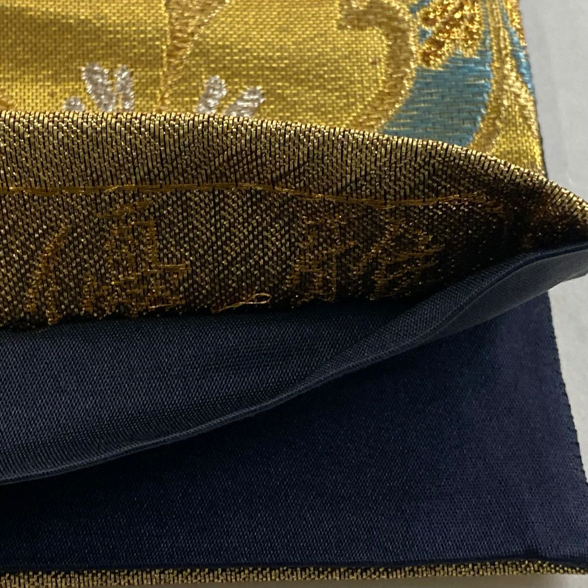 【美品】 袋帶 秀品級 松樹藤櫻花紋 金銀彩 金色 六通 純蠶絲