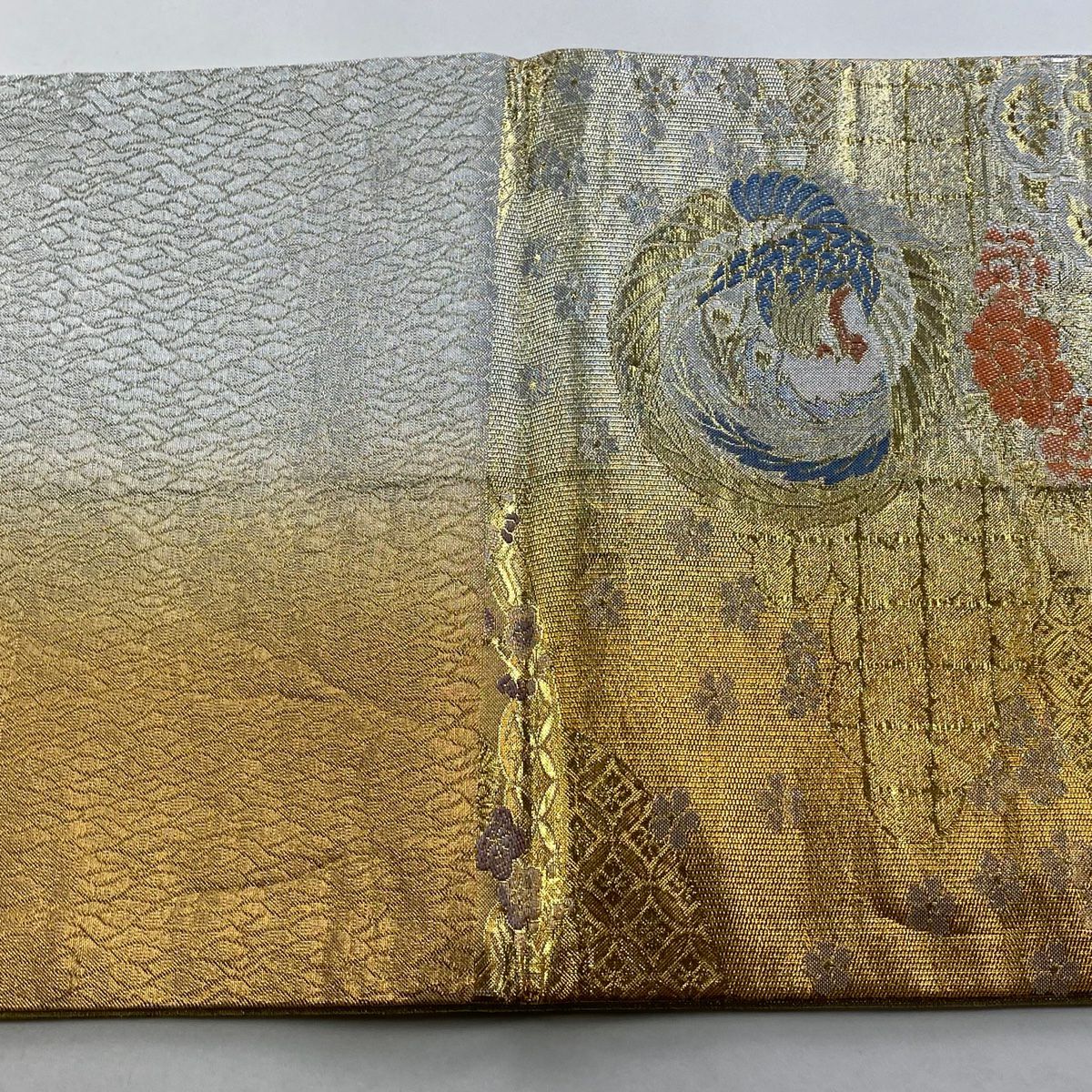 袋帶 秀品級 御所車 草花紋刺繡 金金箔 金色 六通 純蠶絲