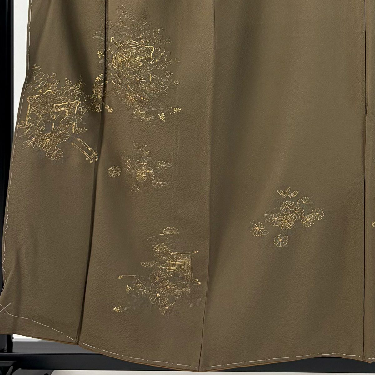 付下 身長155cm 袖長64.5cm M 雙層 御所車 菊花 花紋刺繡 金絲 焦茶 純蠶絲 優品級