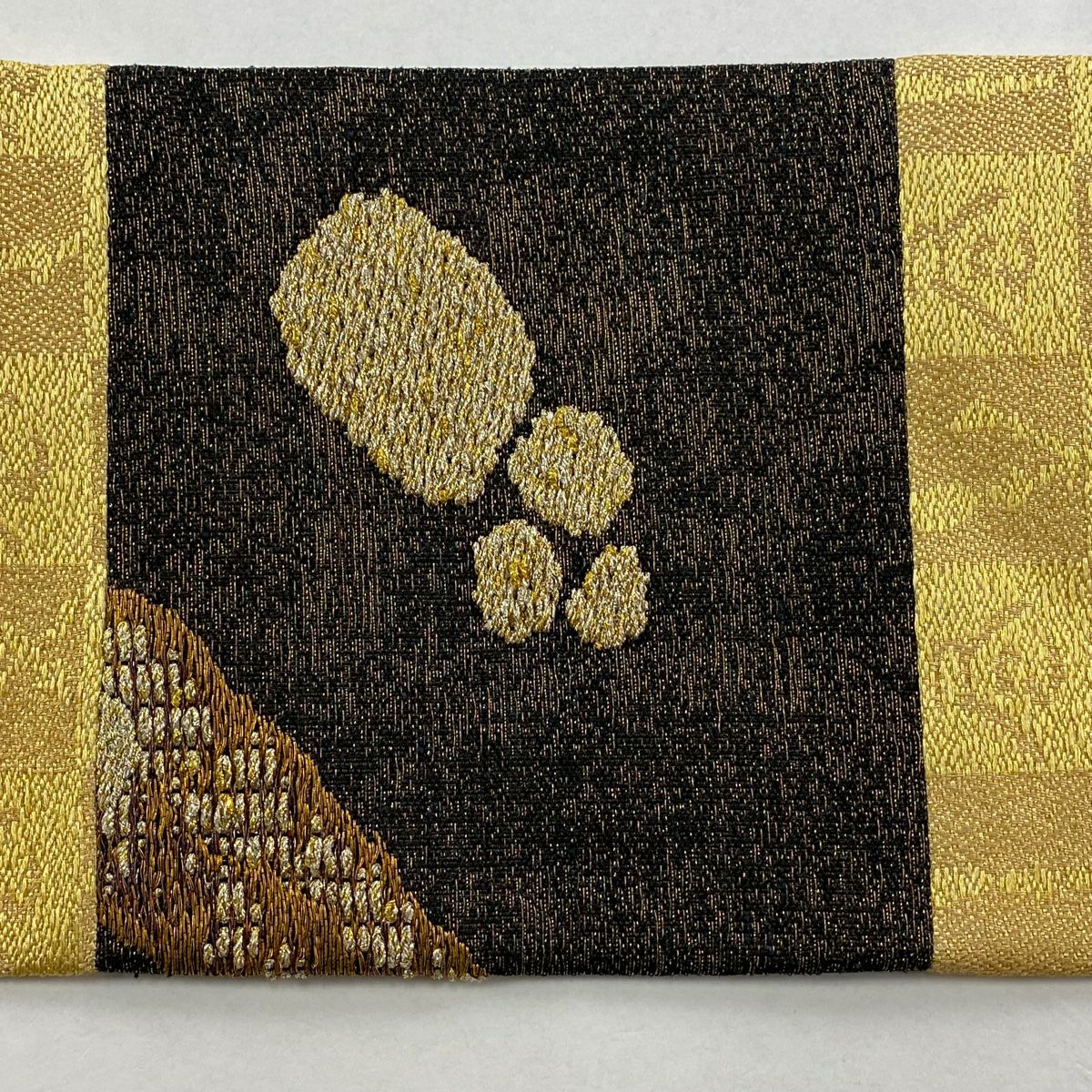 【美品】 名古屋帶 逸品級 幾何圖案 金絲 金金箔 金 純蠶絲
