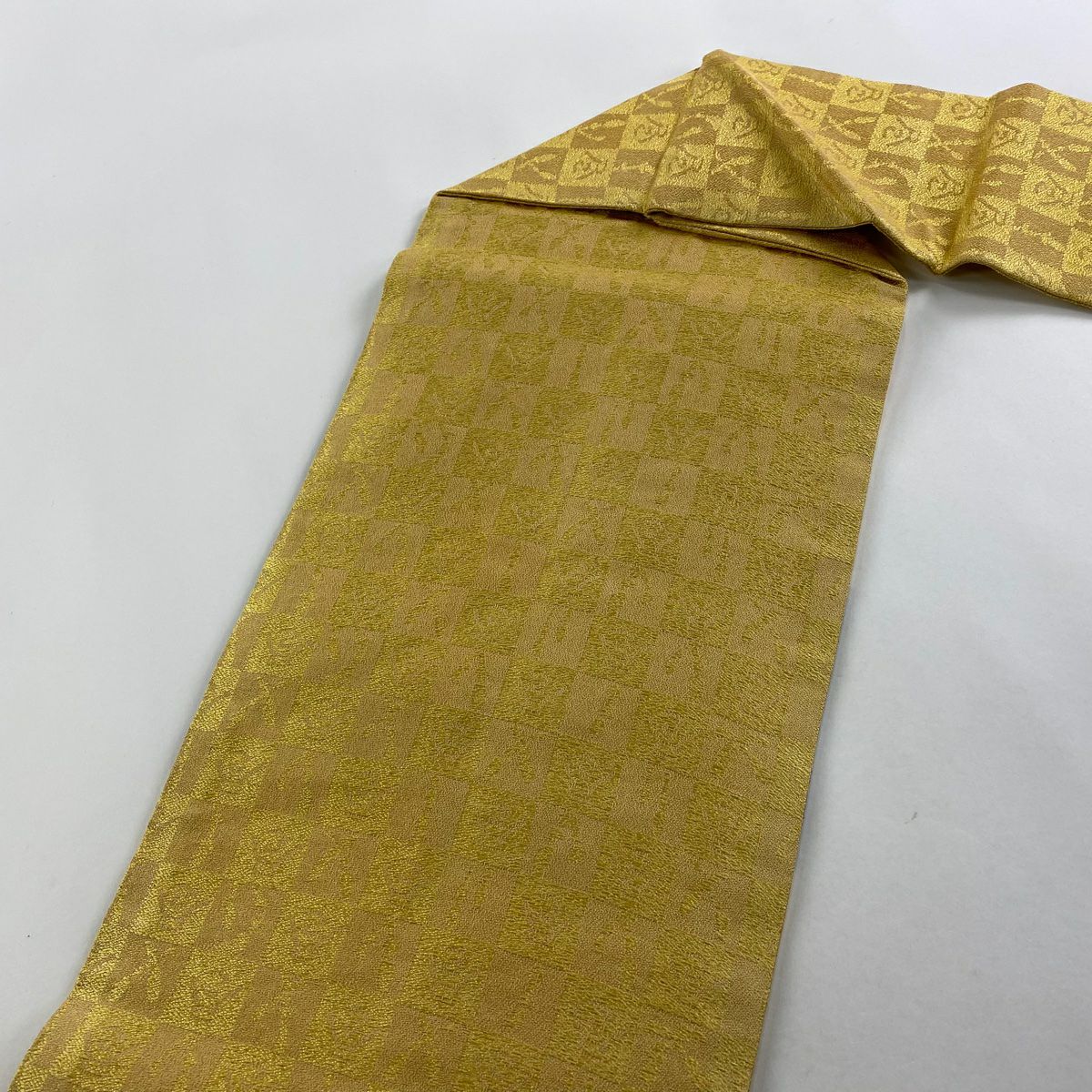 【美品】 名古屋帶 逸品級 幾何圖案 金絲 金金箔 金 純蠶絲
