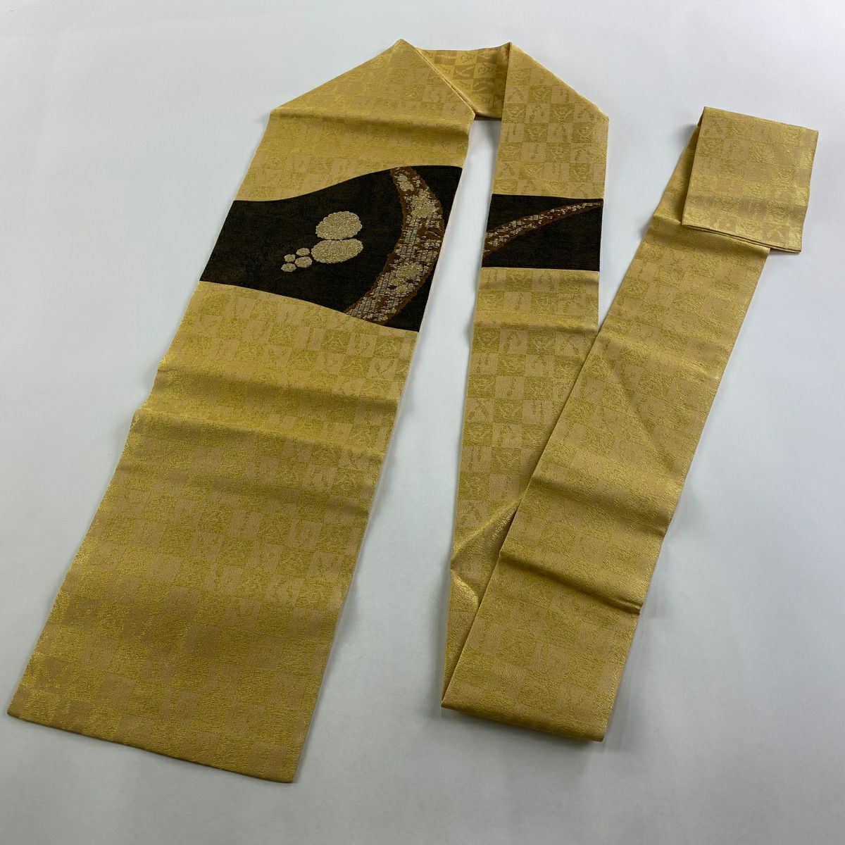 【美品】 名古屋帶 逸品級 幾何圖案 金絲 金金箔 金 純蠶絲