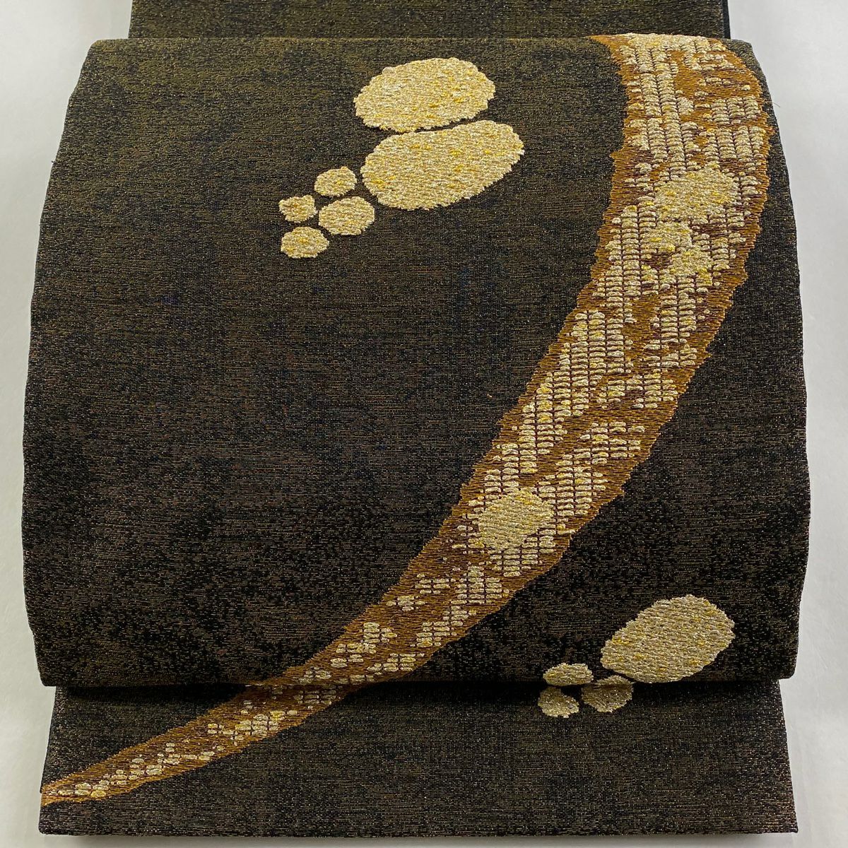 【美品】 袋帶 逸品級 誉田屋源兵衛 落款あり 幾何學圖案 金線 金金箔 黑色 お太鼓柄 純蠶絲