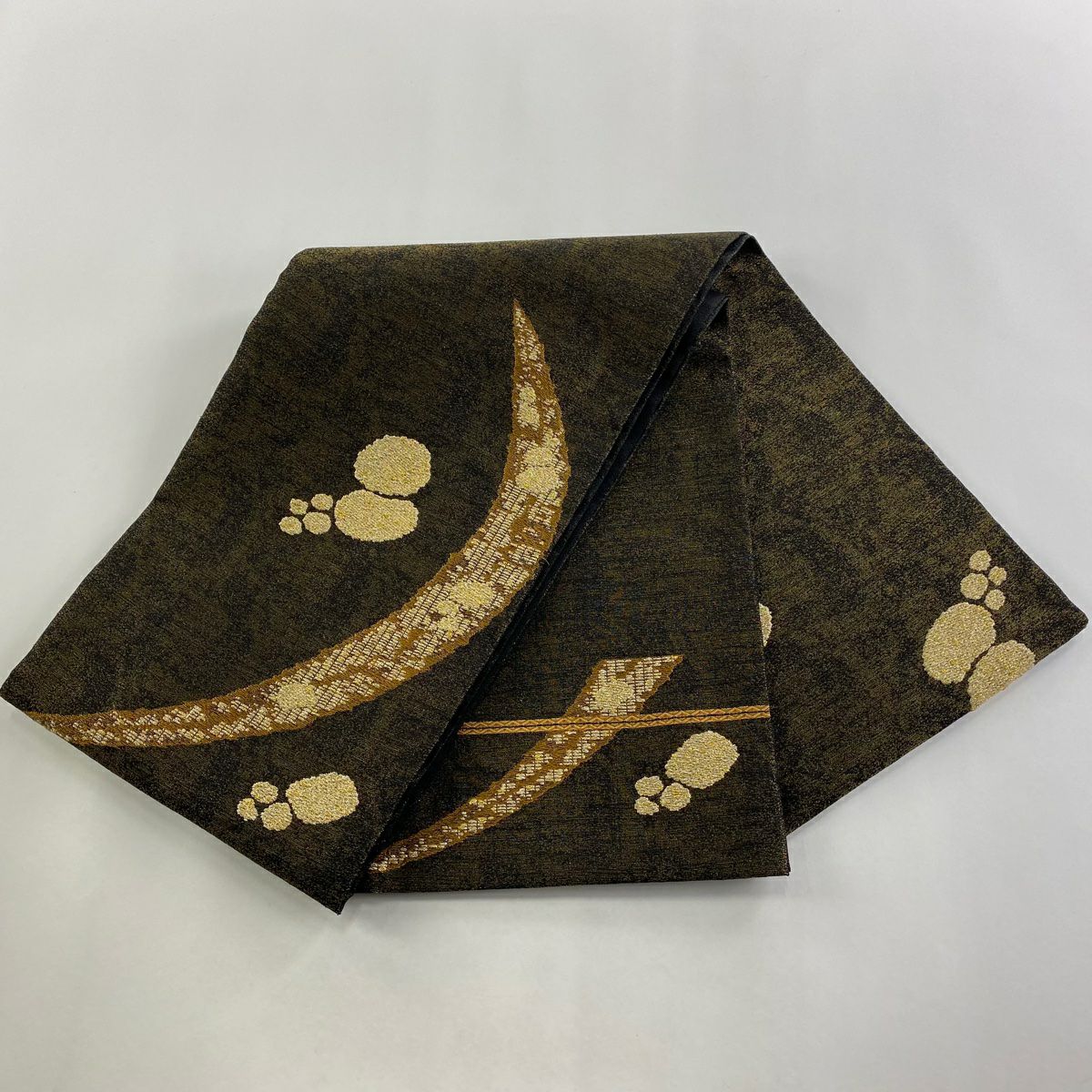 【美品】 袋帶 逸品級 誉田屋源兵衛 落款あり 幾何學圖案 金線 金金箔 黑色 お太鼓柄 純蠶絲