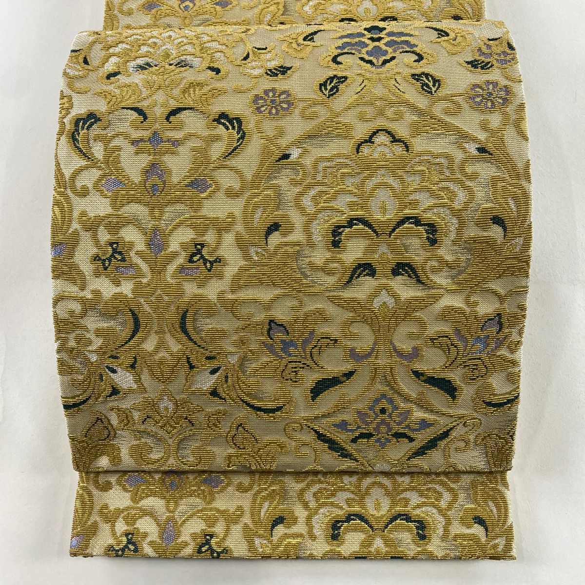 【美品】 袋帶 逸品級 草花紋 花唐草紋 輪奈織 金絲 金色 全通 純蠶絲