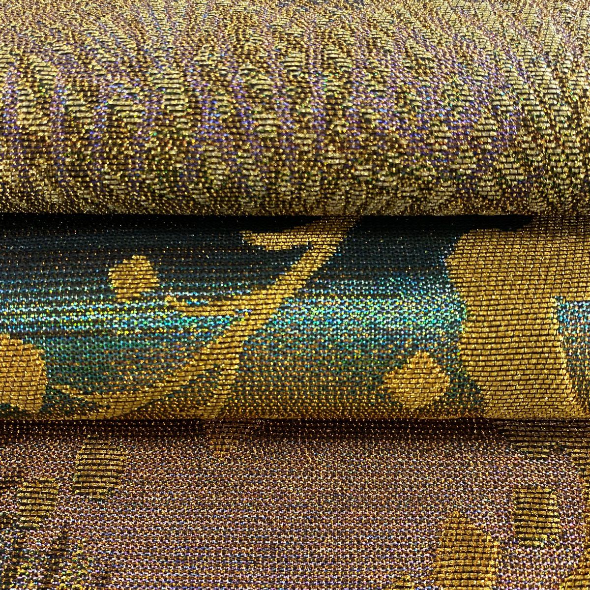 【美品】 袋帶 逸品級 佐波理 落款あり 綴 松樹 霞 金糸 金金箔 綠 お太鼓柄 純蠶絲